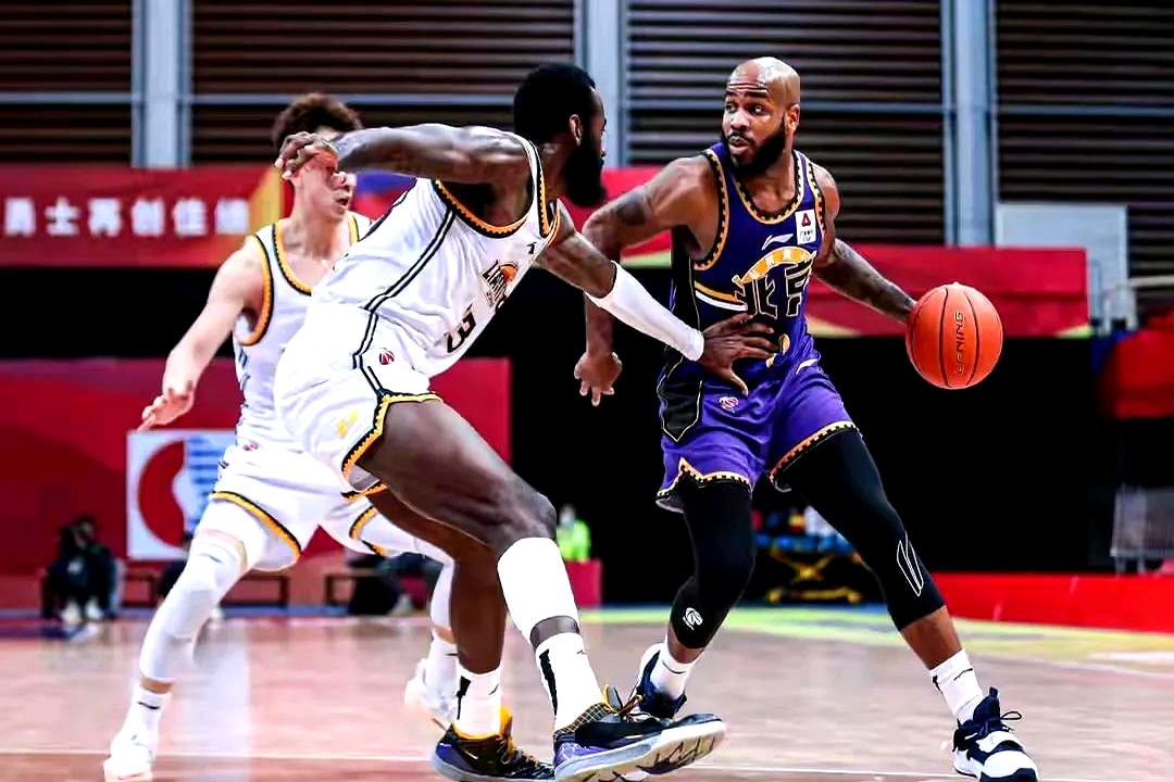 赛地聚焦——CBA常规赛关键时刻热度飙升,休斯敦火箭内部沟通,更衣室稳定,更衣室氛围转暖(加纳赛地对美元汇率) 赛地聚焦——CBA常规赛关键时刻热度飙升,休斯敦火箭内部沟通,更衣室稳定,更衣室氛围转暖(加纳赛地对美元汇率)